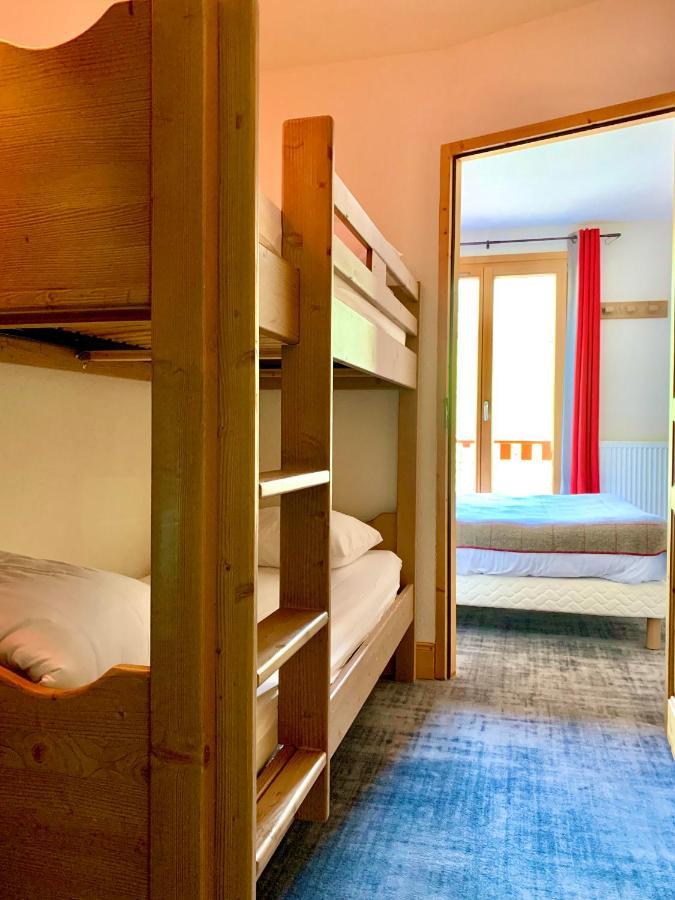Hotel Lac Bleu 1650 Saint-François-Longchamp Esterno foto